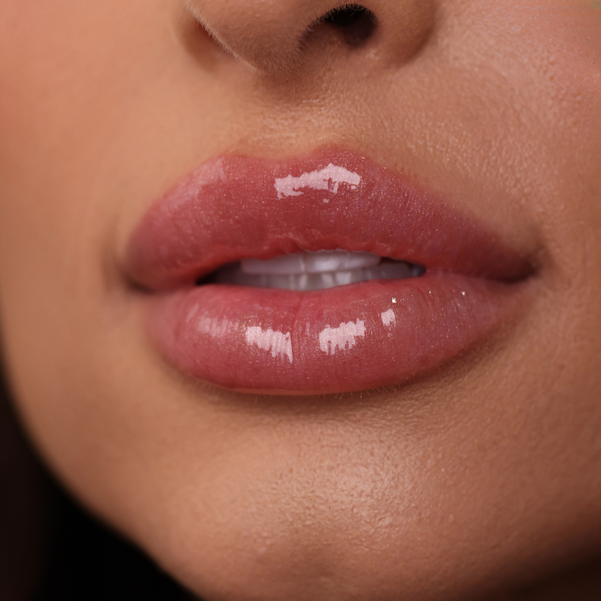 BOWLER Tinted Lip Gloss - Renewal Treatment
